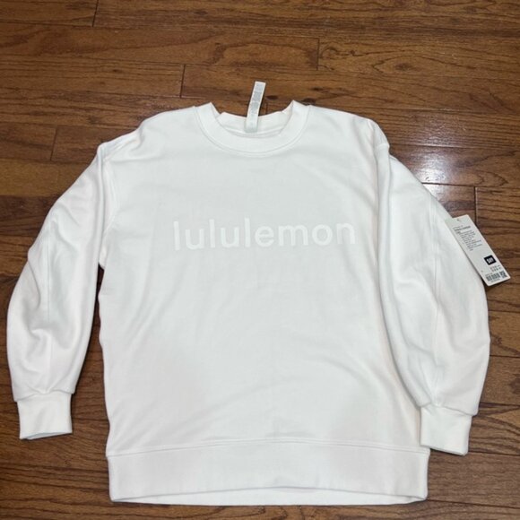 lululemon athletica LOGO perfectly oversized crew Sweater PTP24 sz 4 NWT - Picture 1 of 10